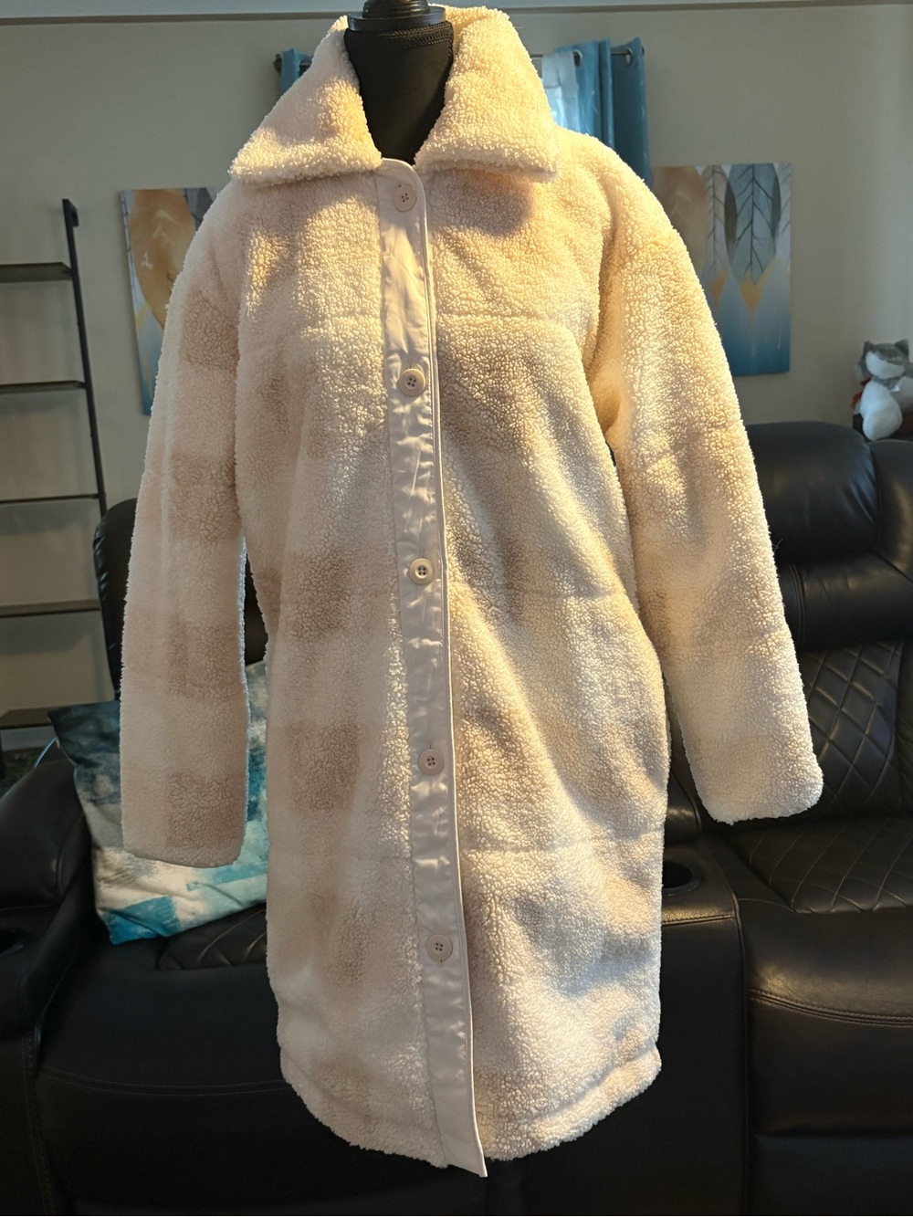 New Women's Cream and Beige Oversized Sherpa Button-Front Coat Size Small